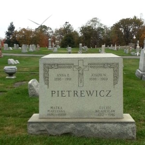 Petravage, Joseph and Anna B - Headstone