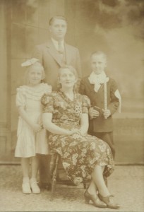 Petravage, Rosa Anna