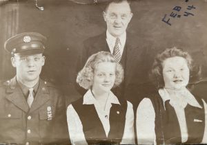 Hedlund, Carl in back, Bob, Mary Ann and Betty Hedlund in front